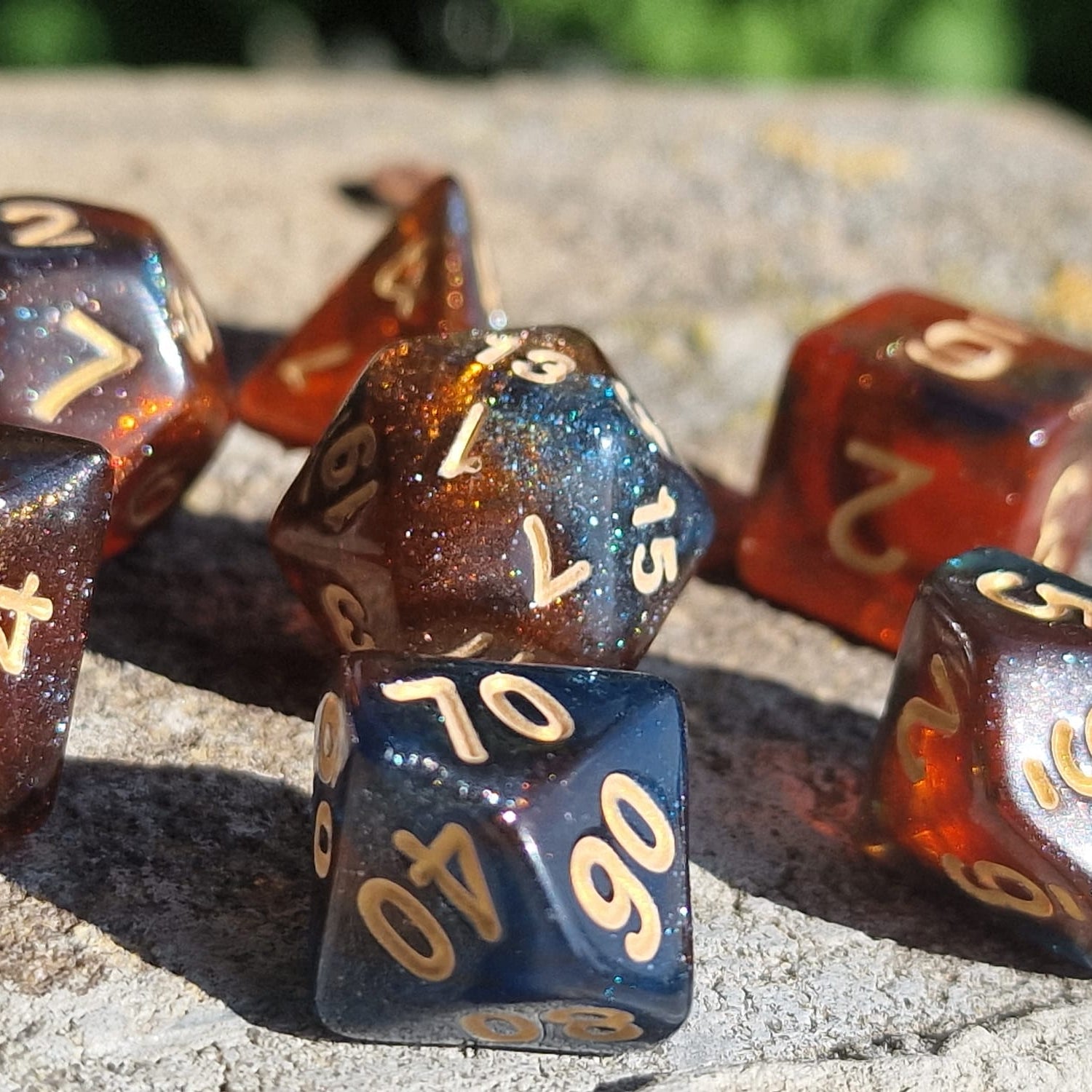 D&D Dobbelstenenset – Rood-Blauw Galaxy met Goud
