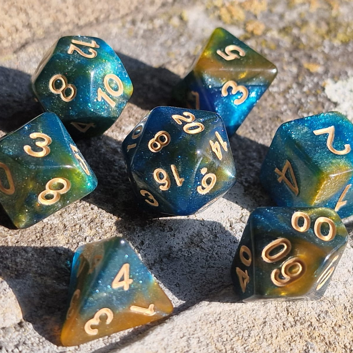 D&D Dobbelstenenset – Tropisch Blauw-Groen met Goud
