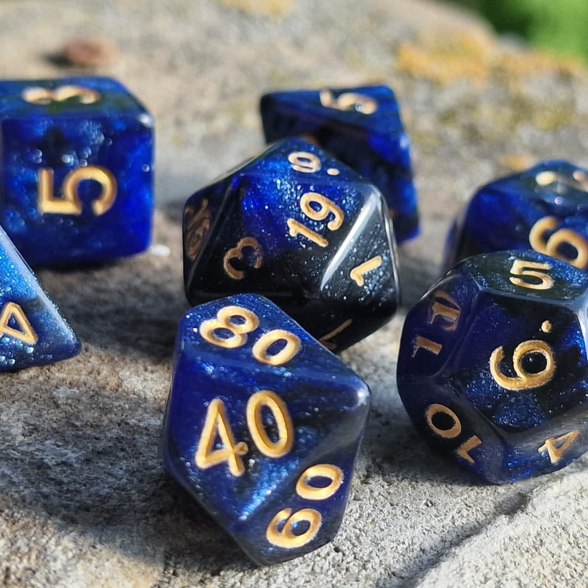 D&D Dobbelstenenset – Diepblauw Galaxy met Goud