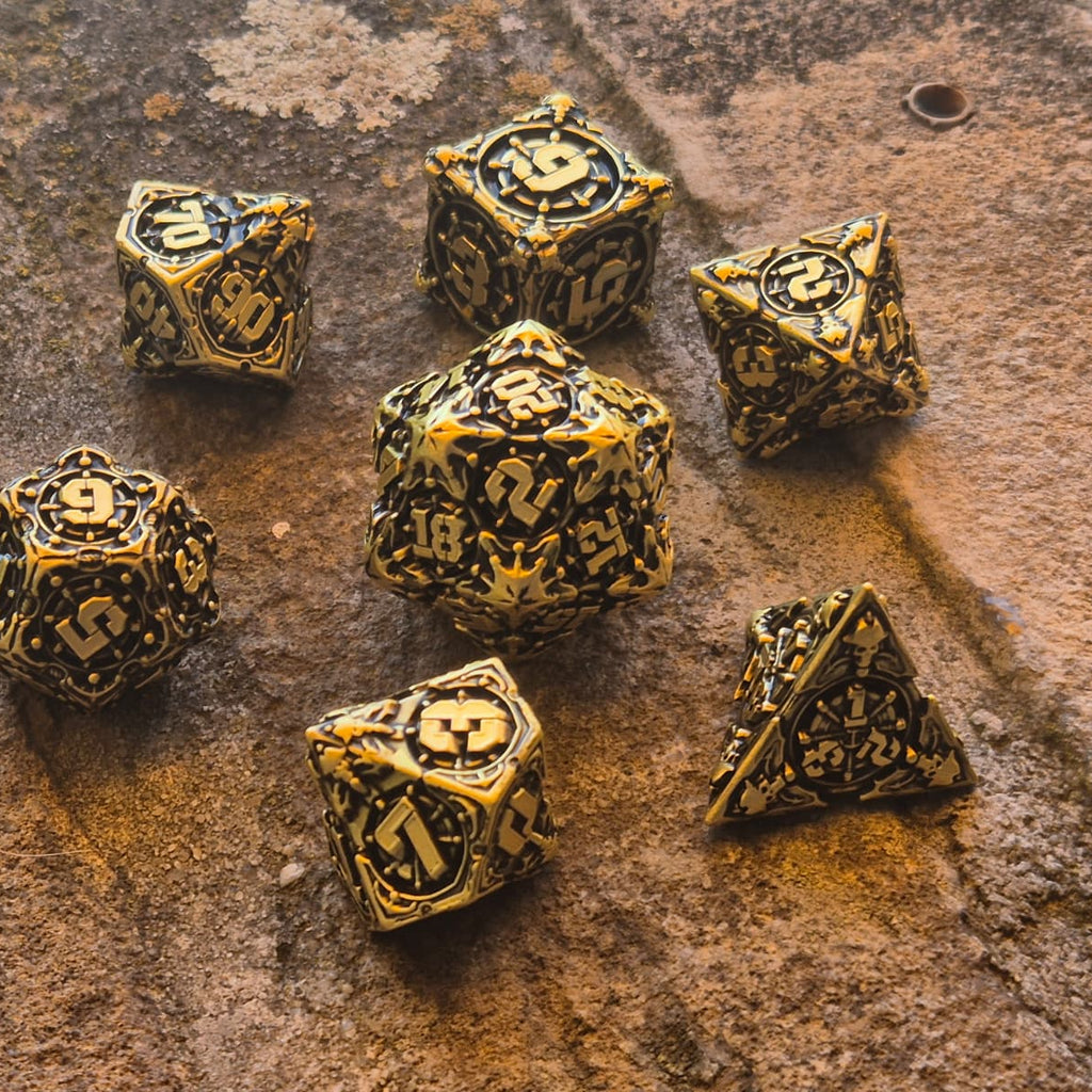 Premium Dice Gilded Shadow – Metalen Dobbelstenenset
